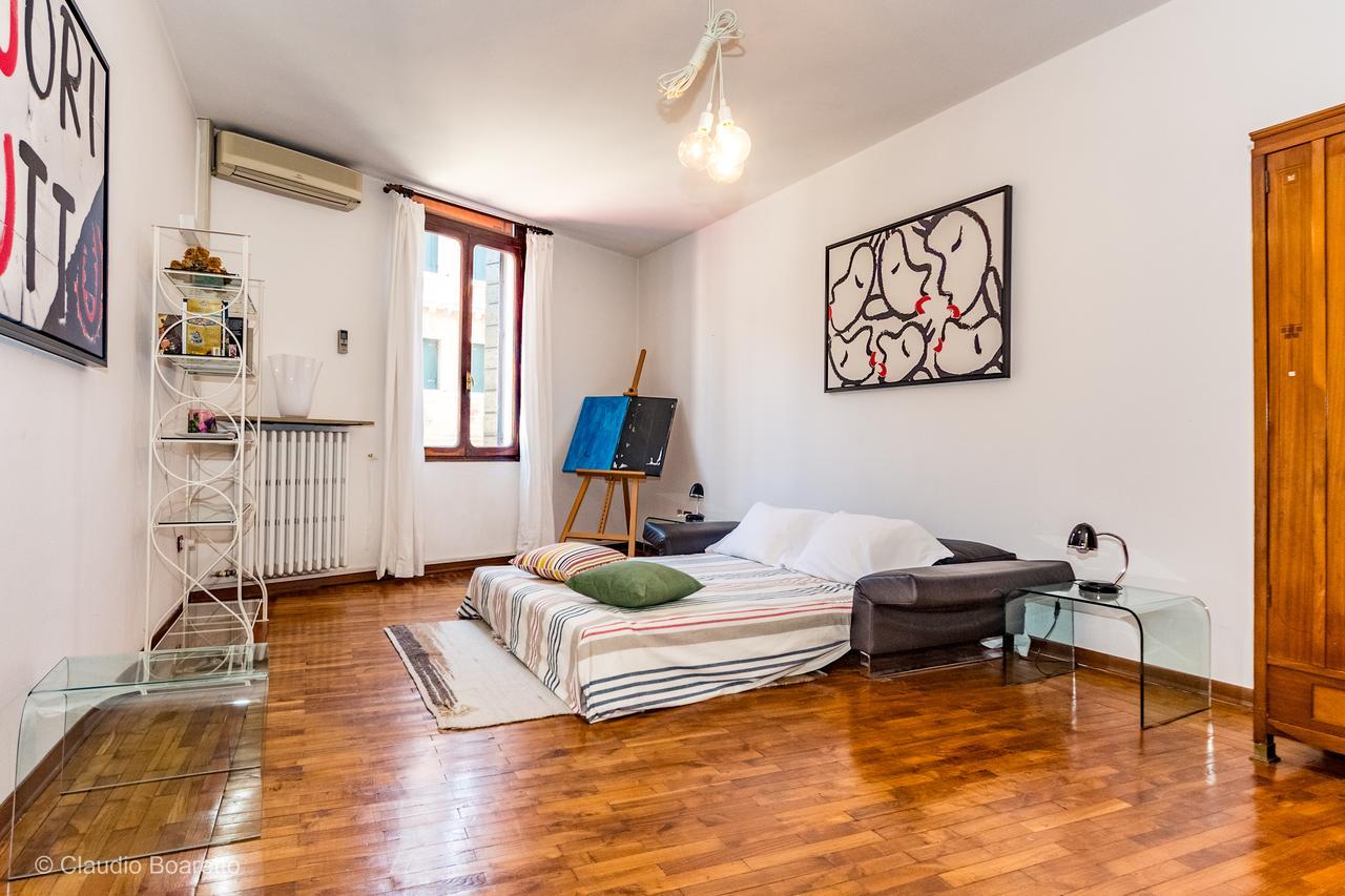 Bacio Di San Marco Venisejetaime Apartment Luaran gambar